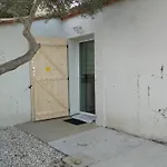 T2 - Jusqu'a 4 Couchages - Avec Jardin Apartman