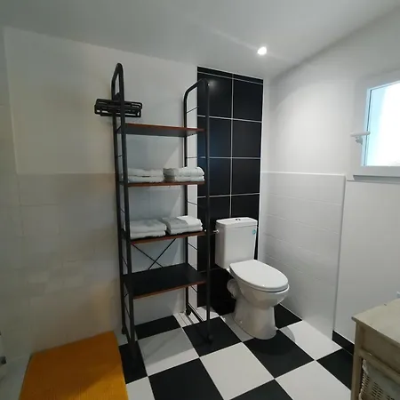 Apartmán T2 - Jusqu'a 4 Couchages - Avec Jardin